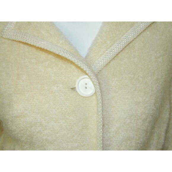 Roos Atkins Coat Ivory Curly Boucle  Wool 1960 Jacket Bell Sleeves Size Medium - Picture 12 of 14